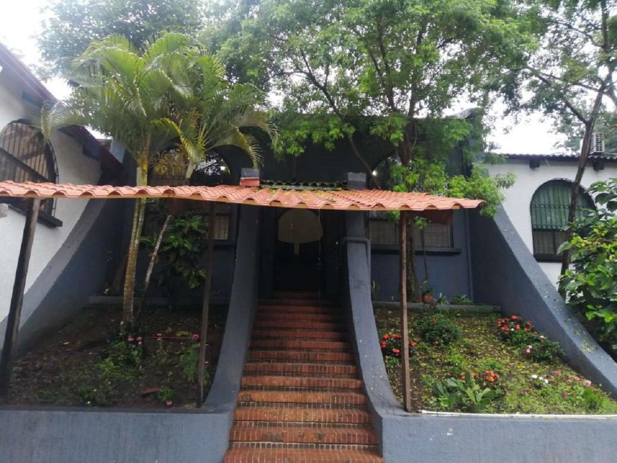 Casona Del Valle Potrerillos Ngoại thất bức ảnh